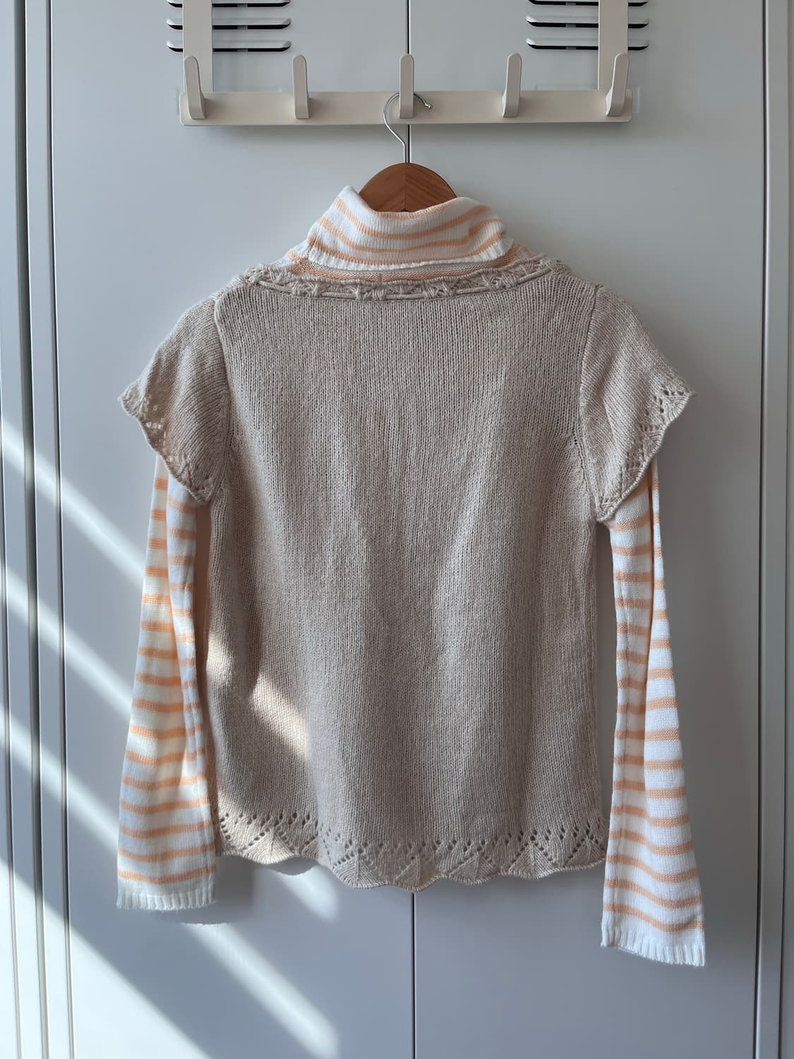 Medium 스트라이프 레이어드 목폴라 니트 상품이미지9