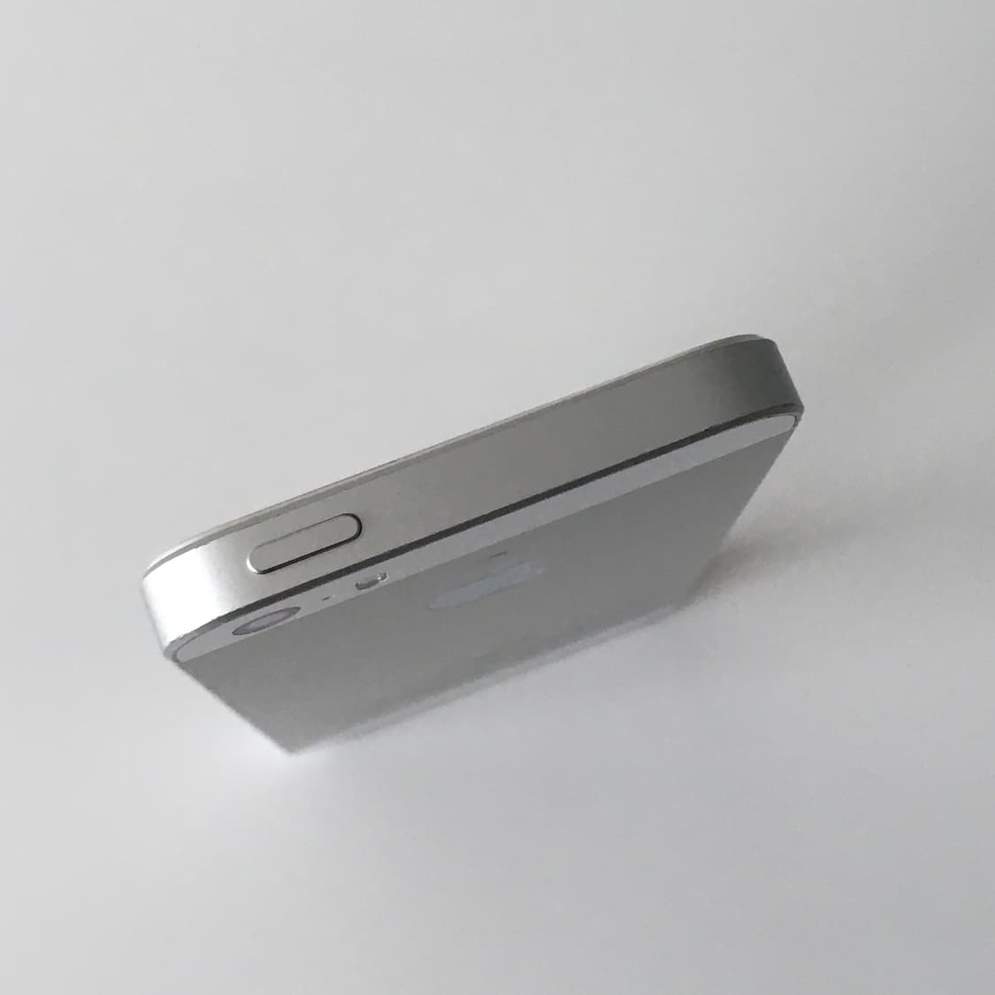 아이폰 se 실버 배터리 92% 상품이미지7