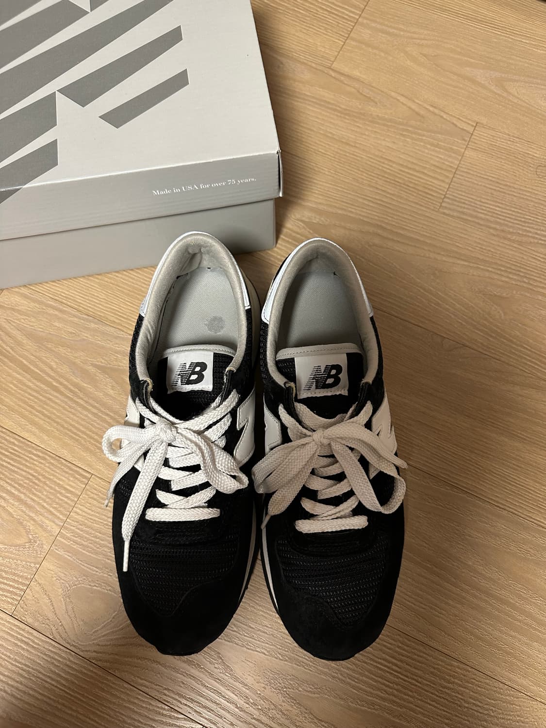 뉴발란스 990v1 블랙 265사이즈 상품이미지4