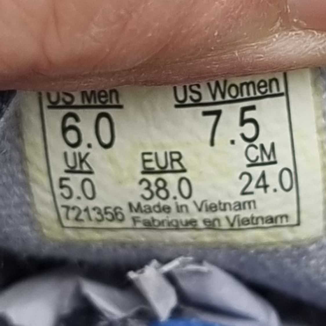 반스 울트라쿠시 스웨이드 여성스니커즈240 상품이미지6