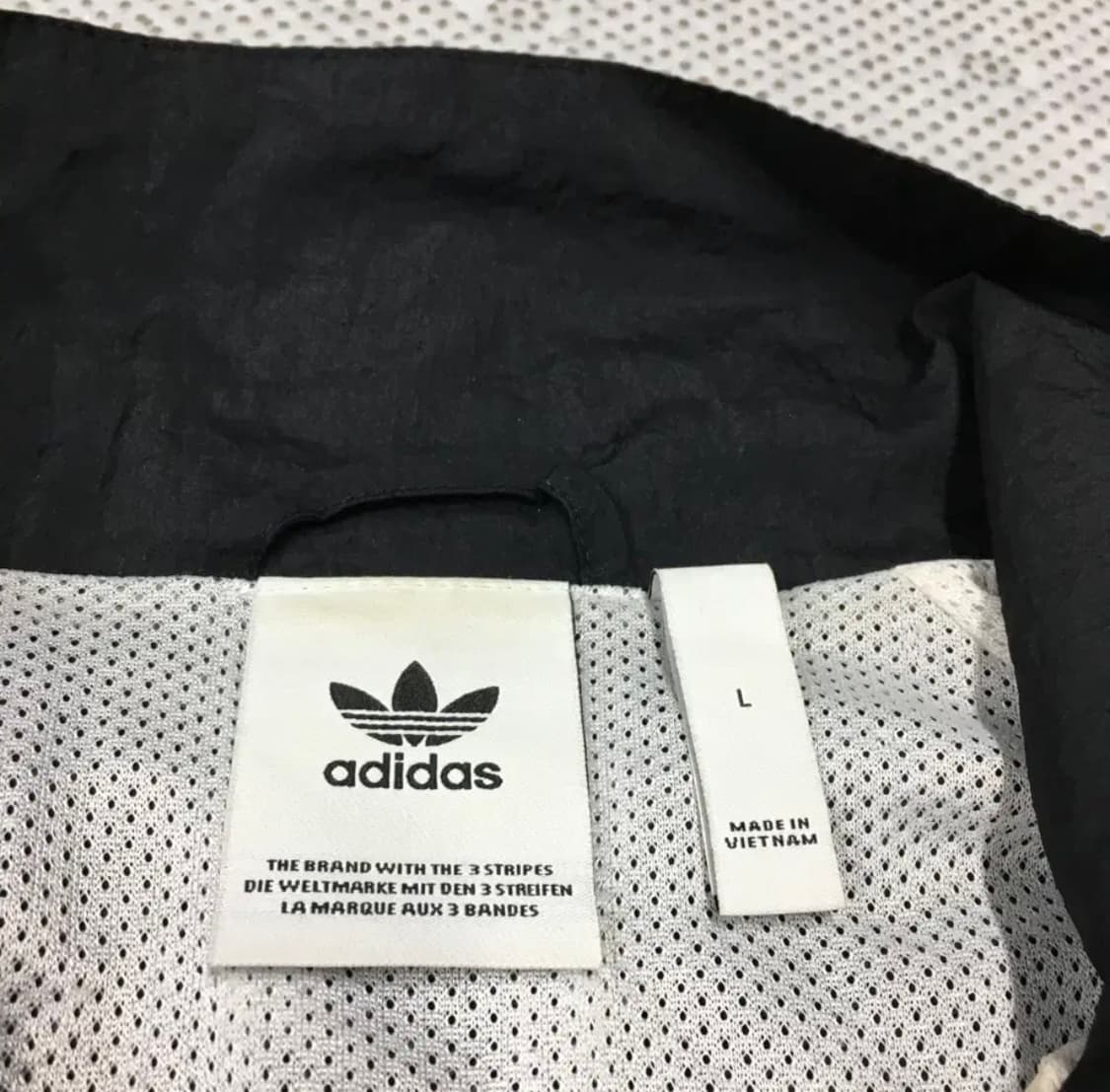 아디다스오리지널 빅트레포일 바람막이 상품이미지3