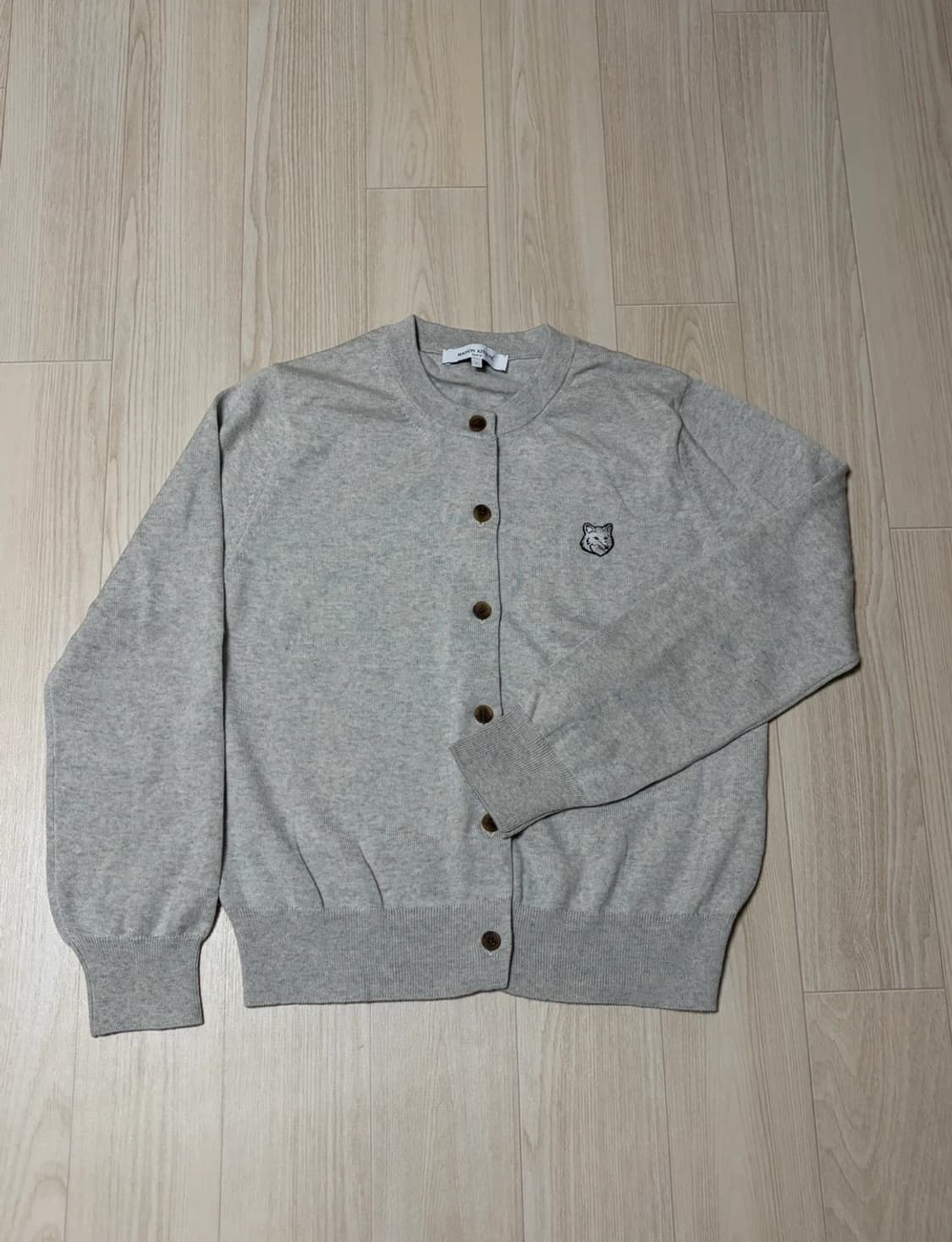 메종키츠네 폭스 헤드 가디건 라이트 그레이 상품이미지1