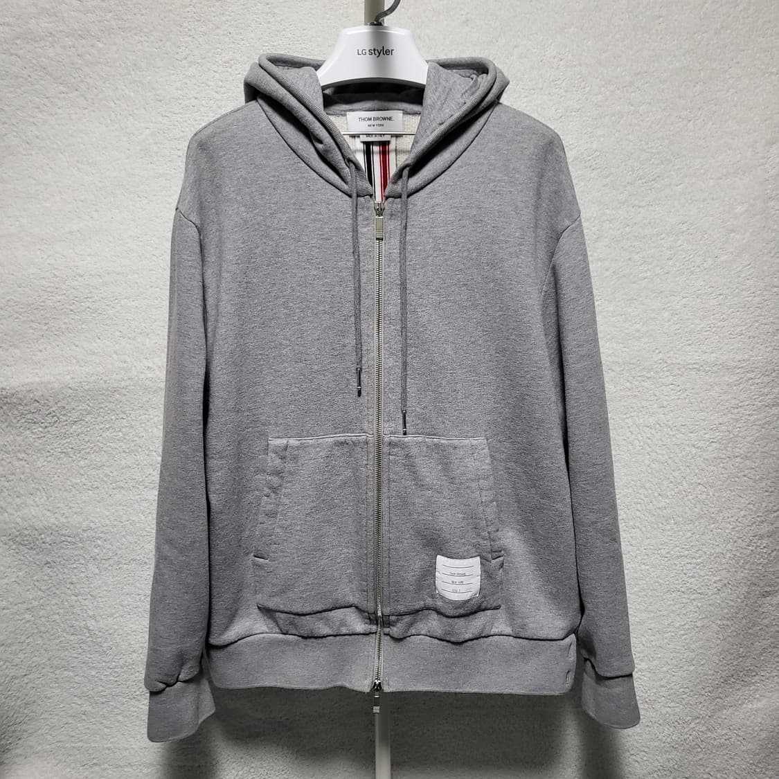 [정품] 3 / 톰브라운 백삼선 후드집업 상품이미지1