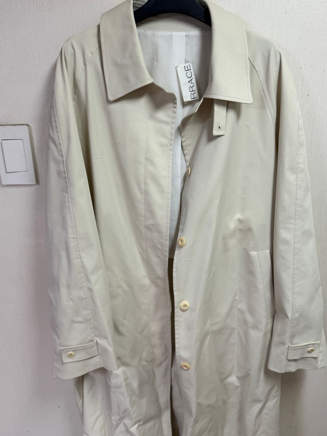 RRACE 아이보리 트렌치 코트 상품이미지2