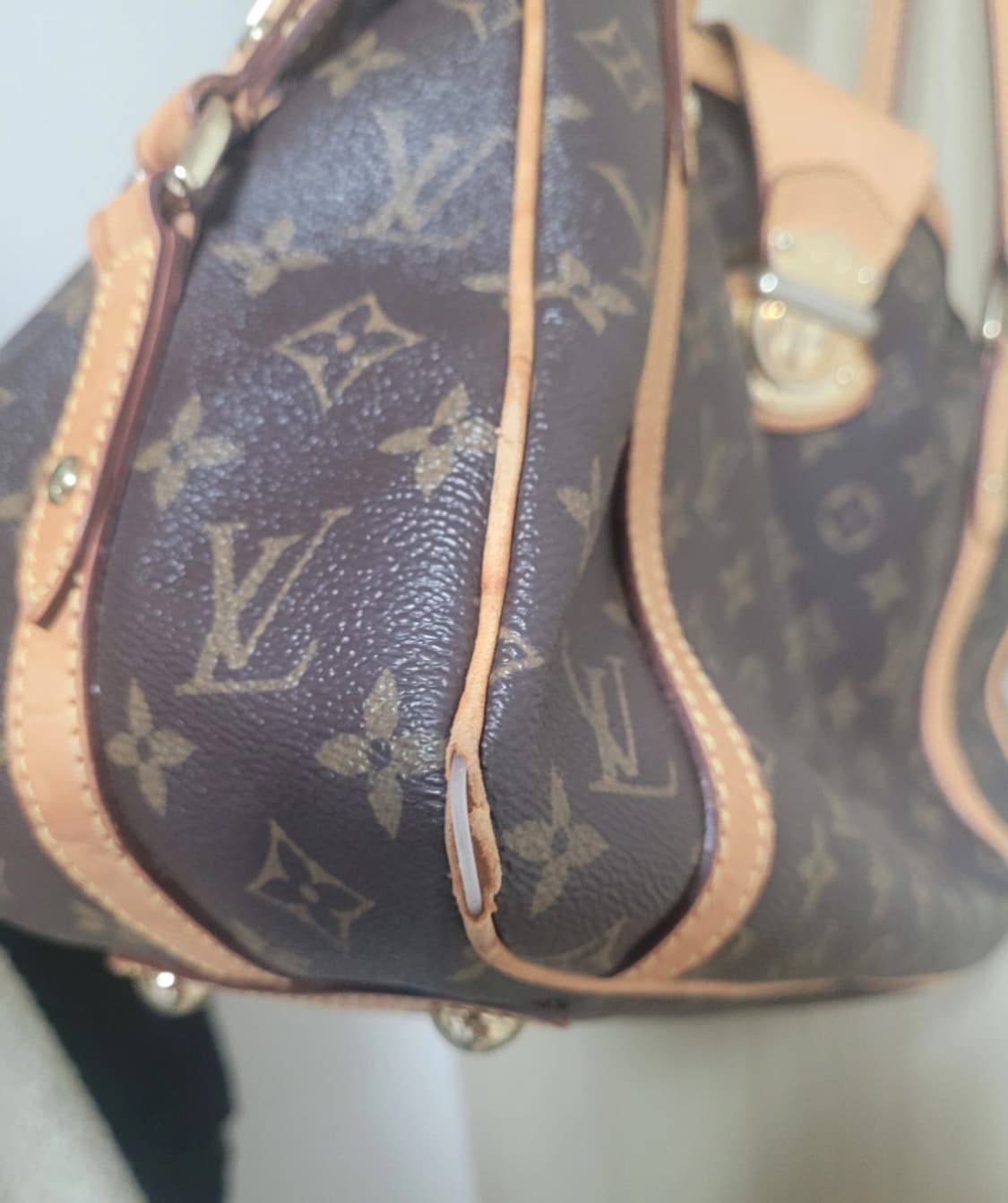 루이비통 모노그램 스트레사 GM 숄더 보스턴백 M51188 상품이미지3