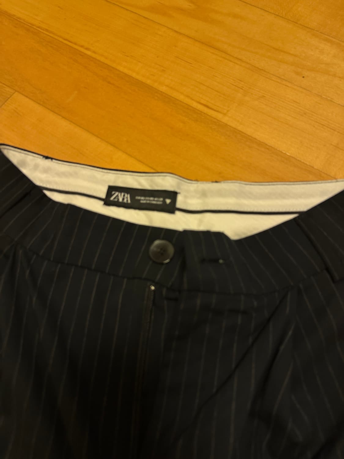 자라 핀턱 핀스트라이프 슬랙스 네이비 XS 상품이미지2