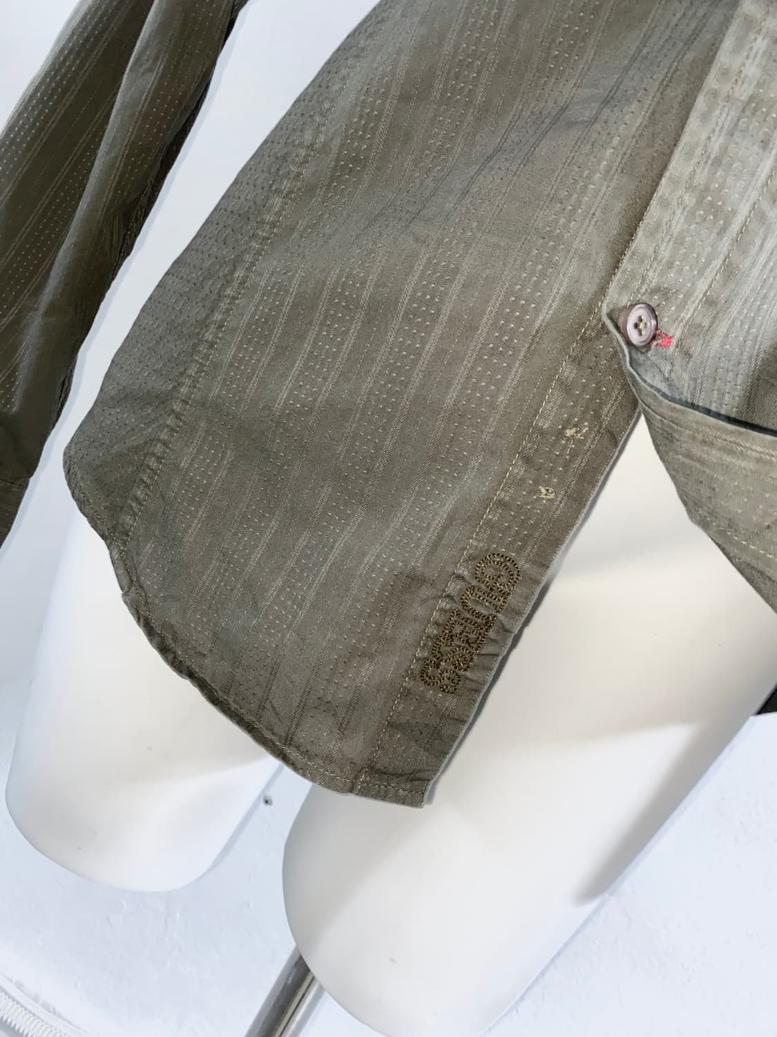 [GUESS] 게스 이글 윙 카키 y2k 셔츠 상품이미지5