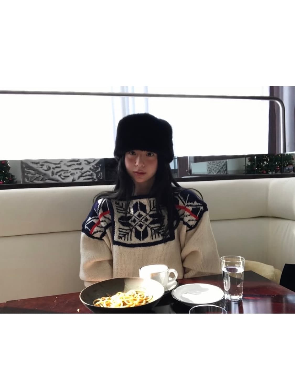 새상품) 파르벵 farven 스노우 니트 아이보리 상품이미지3