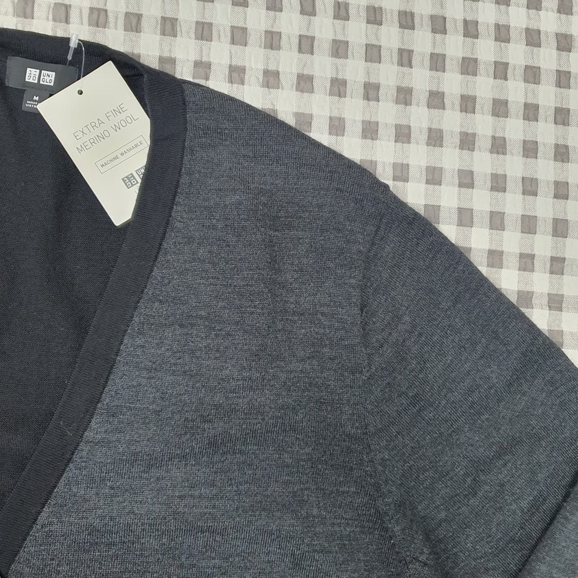 미착용 유니클로 울100 브이넥 가디건 남자95 상품이미지3