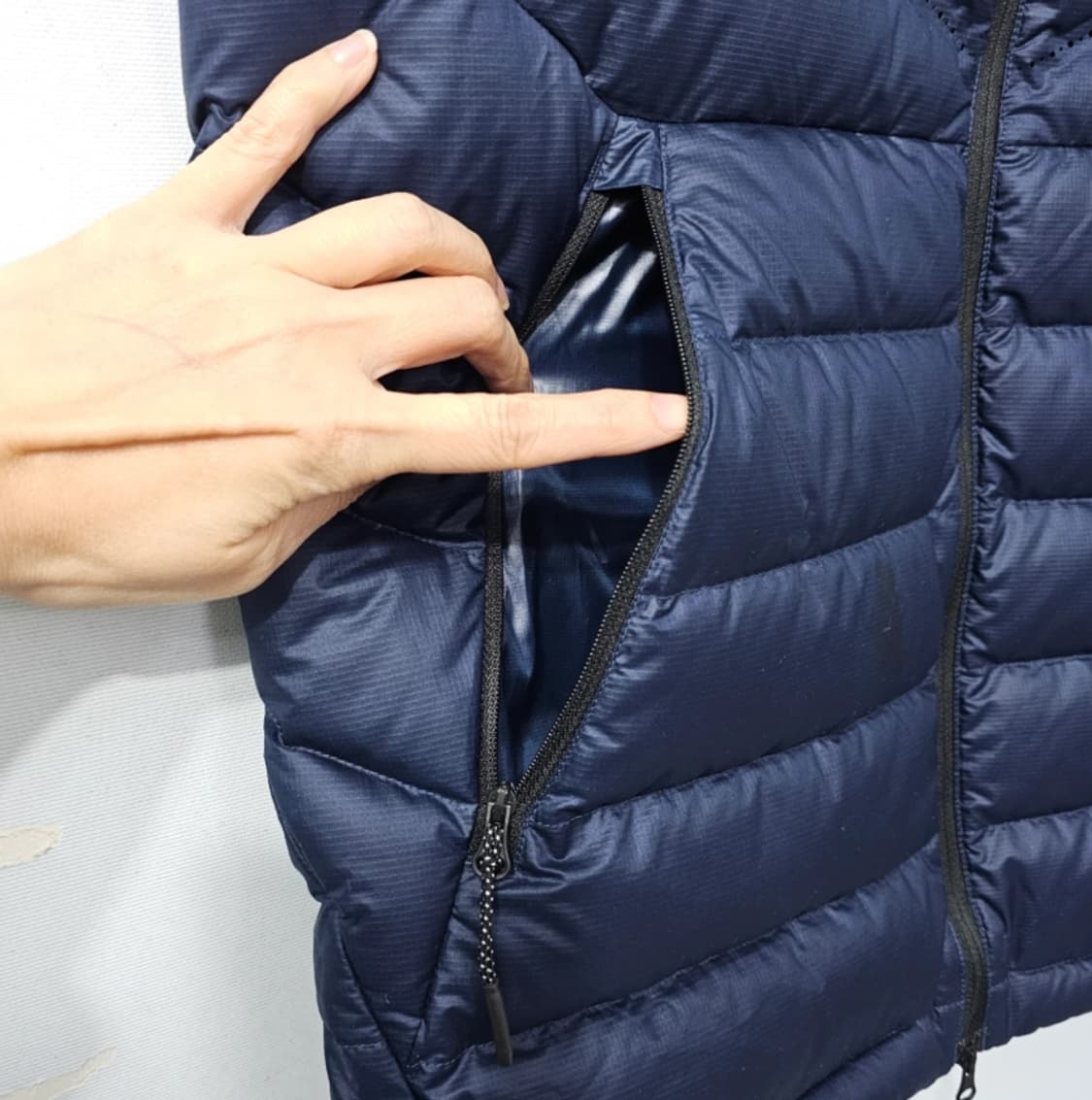 나이키 구스다운 패딩 베스트 네이비 ~66 상품이미지5