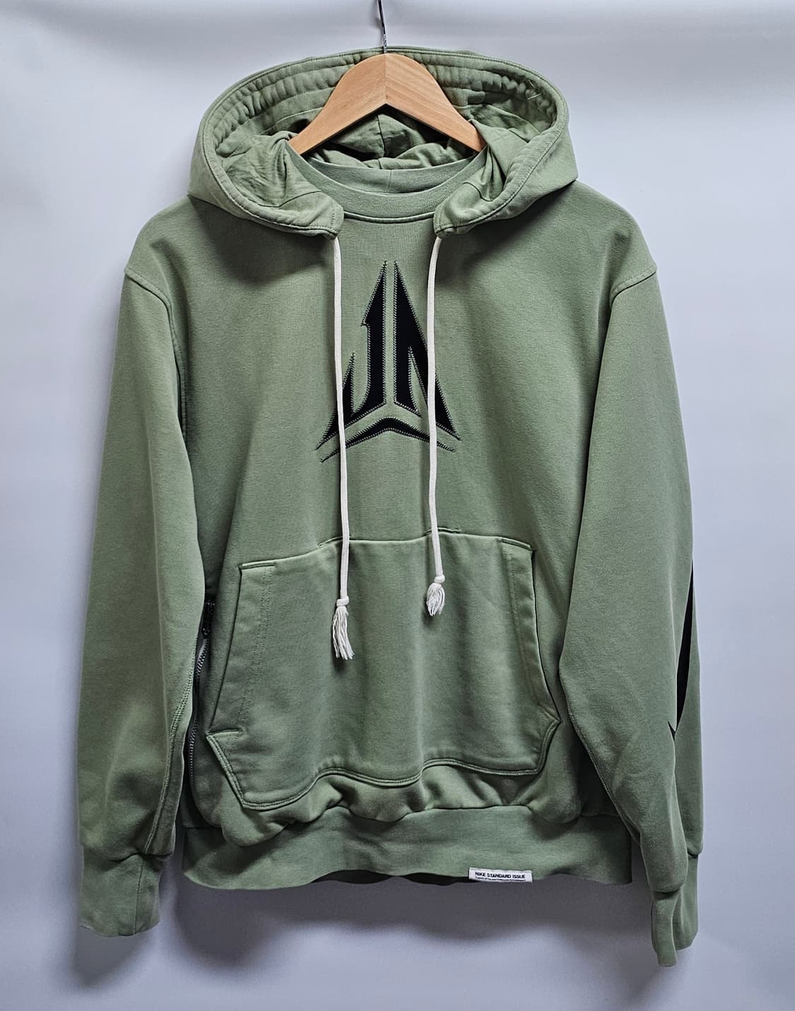 나이키 자 드라이핏 스탠다드이슈 후드티 M 상품이미지1