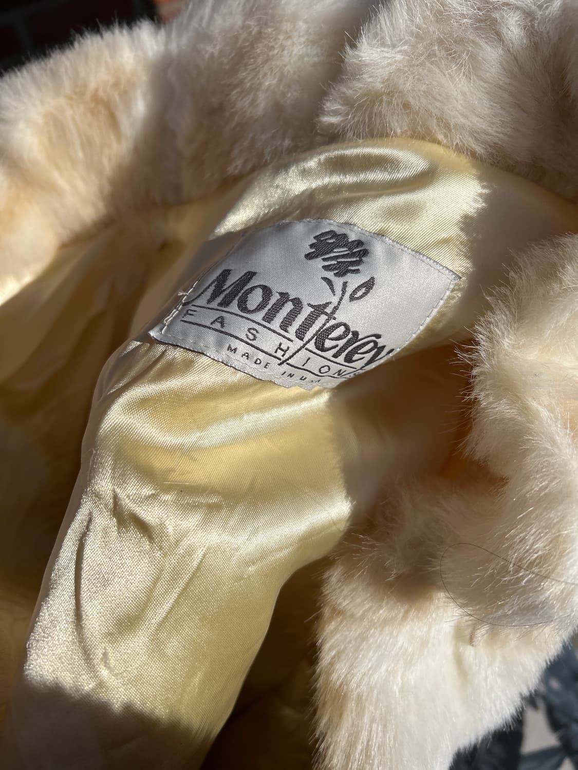 뉴욕 빈티지샵 구매 화이트 퍼 자켓 상품이미지7