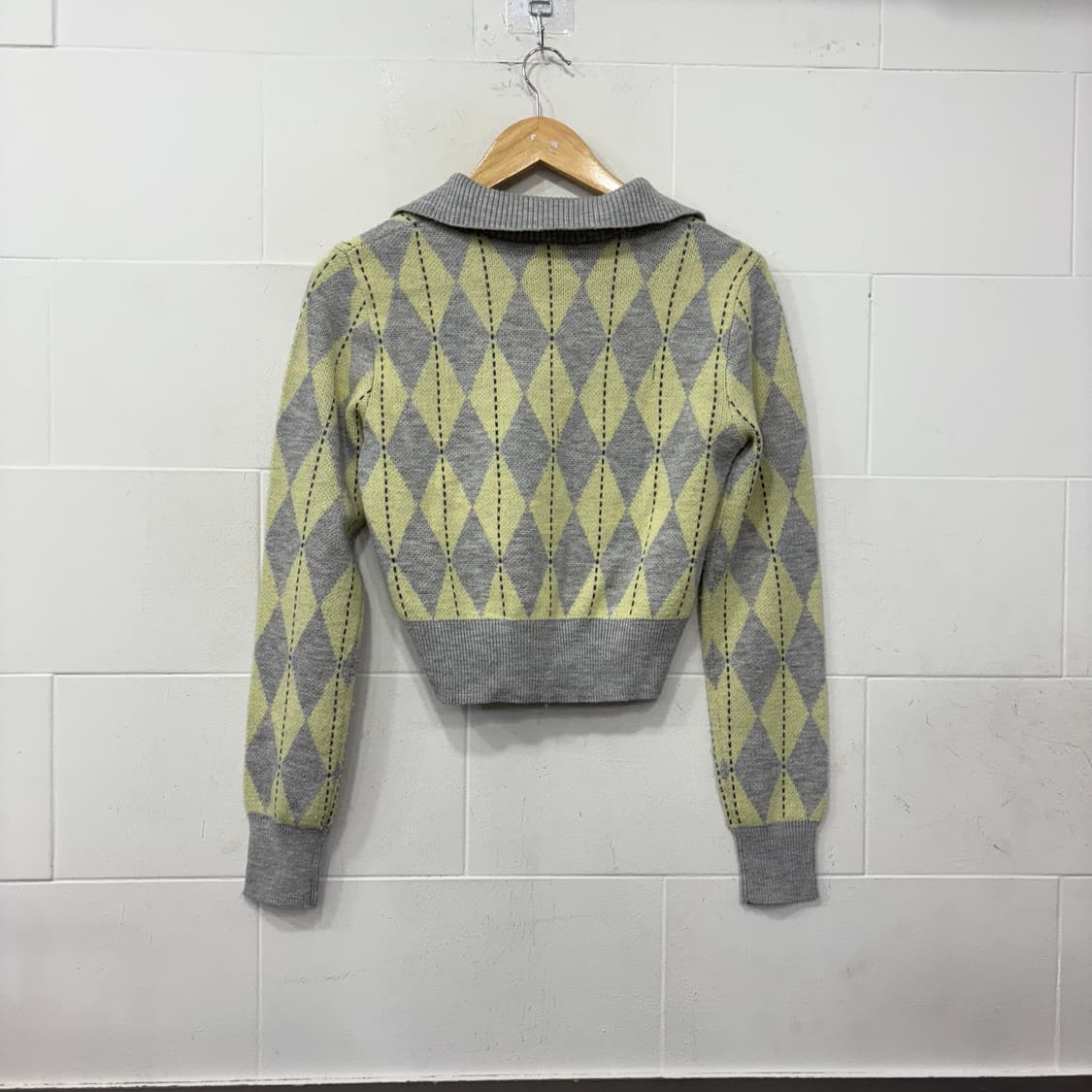 키르시 아가일 니트 상품이미지3