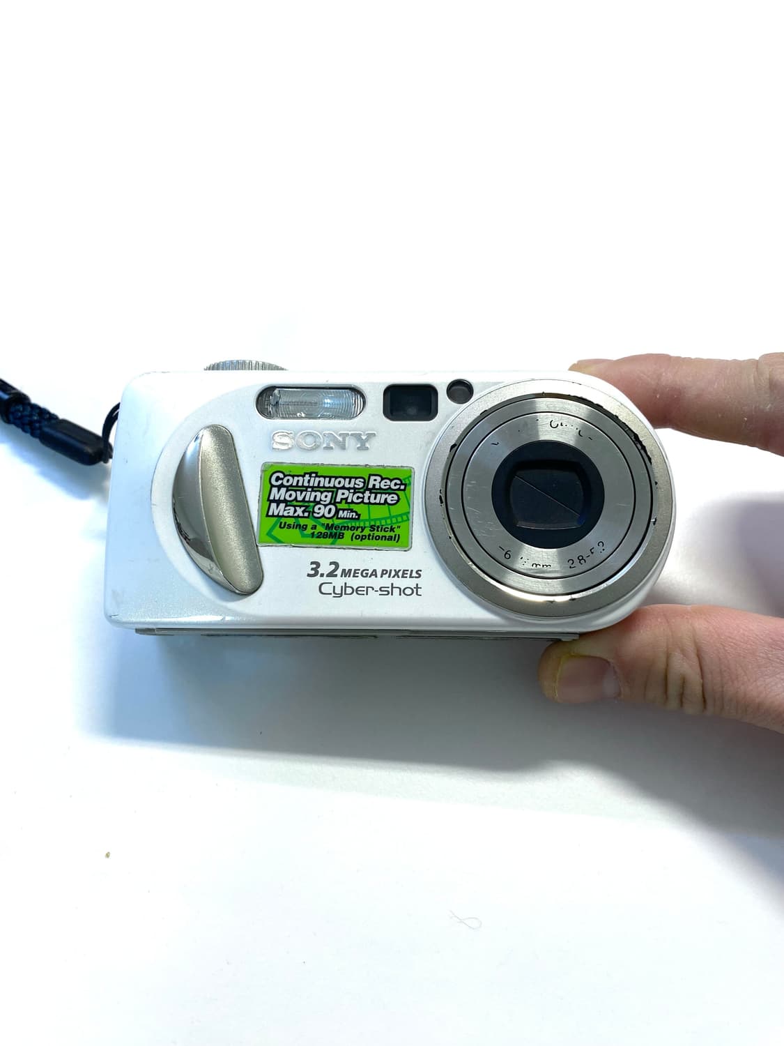 소니 사이버샷 DSC-P8 디지털 카메라 상품이미지1