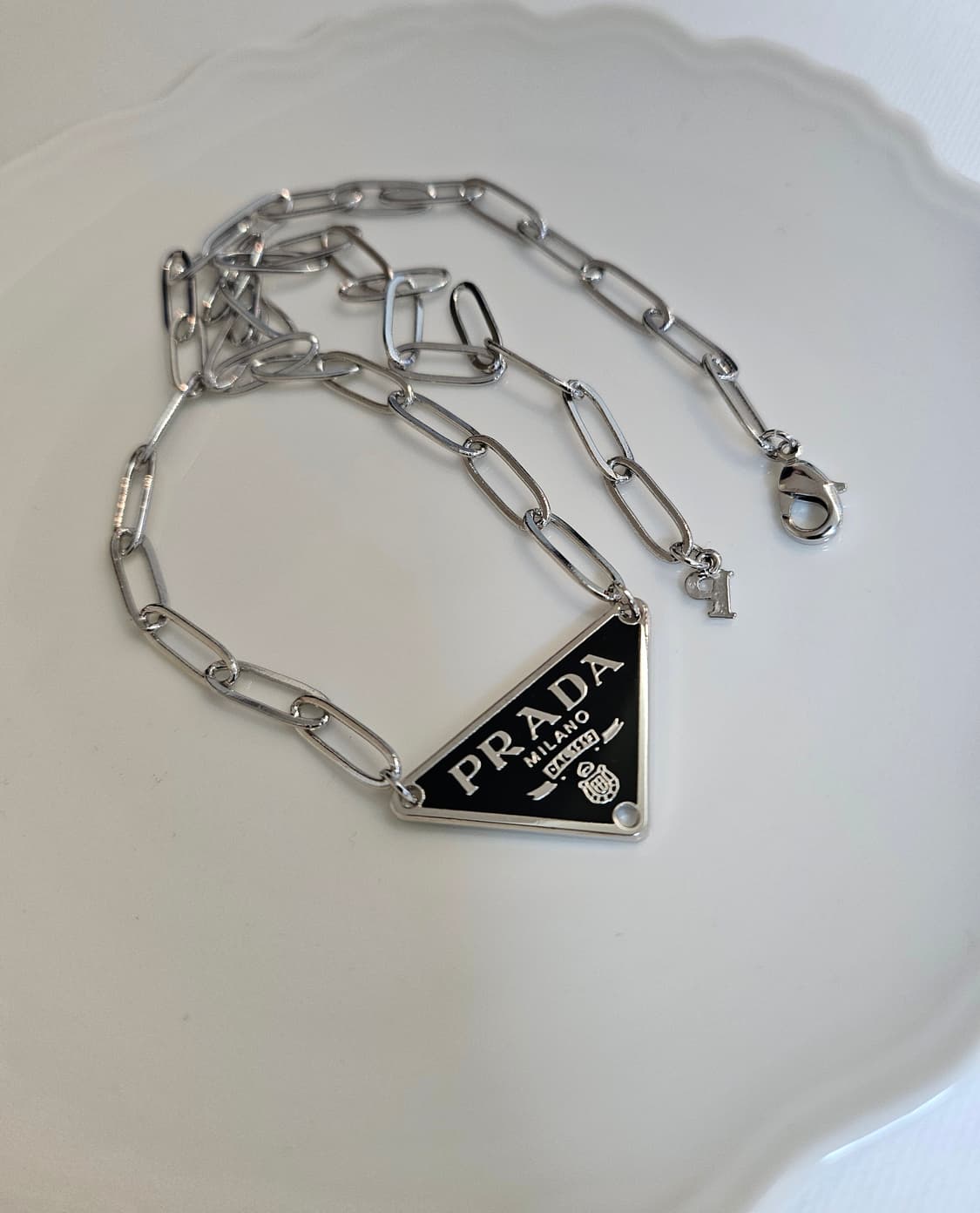 프라다 업사이클링 클립체인 목걸이 상품이미지1
