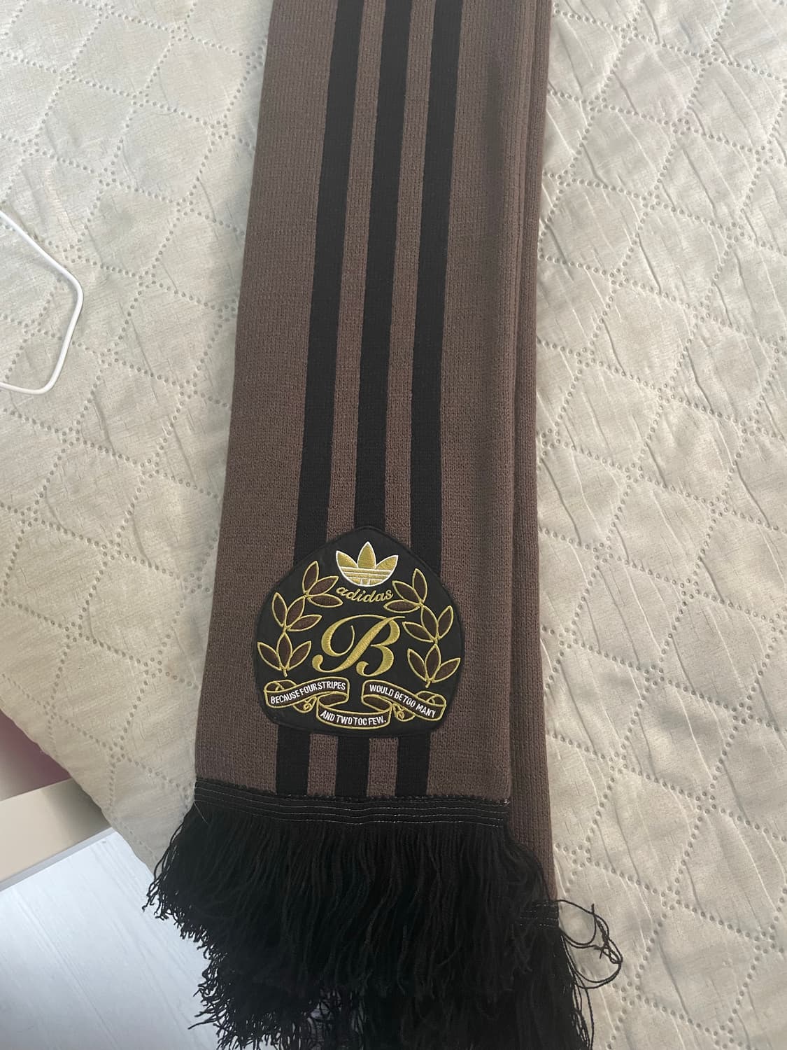 아디다스 브라운 머플러 팝니다 상품이미지2