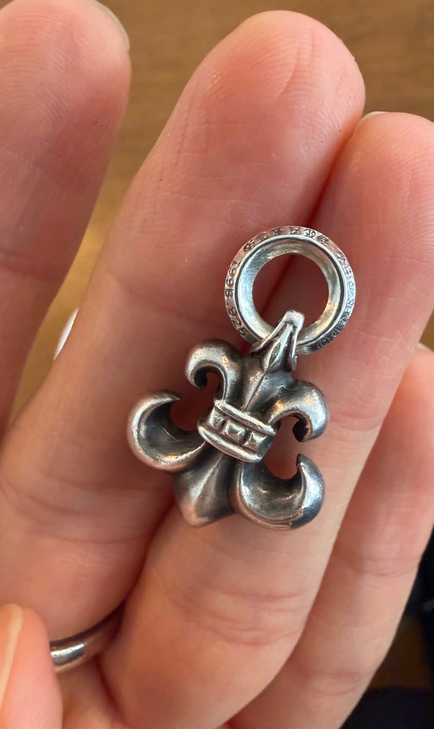 크롬하츠 플레어 참 펜던트 상품이미지2