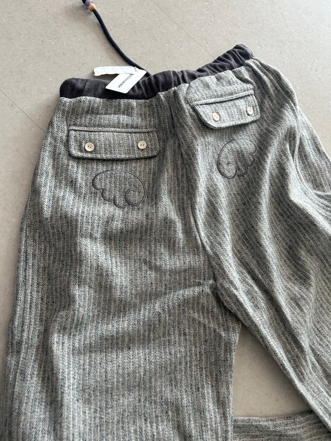 aeae ANGEL STRIPE PANTS [GREY] 상품이미지2