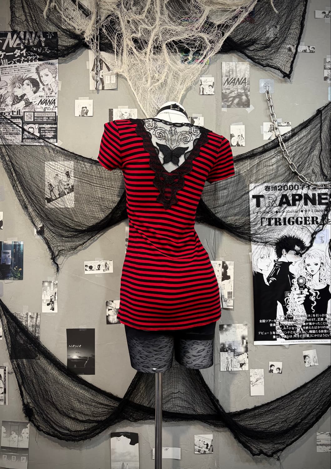 Gothic cubic Stripe back lace sleeve 상품이미지3