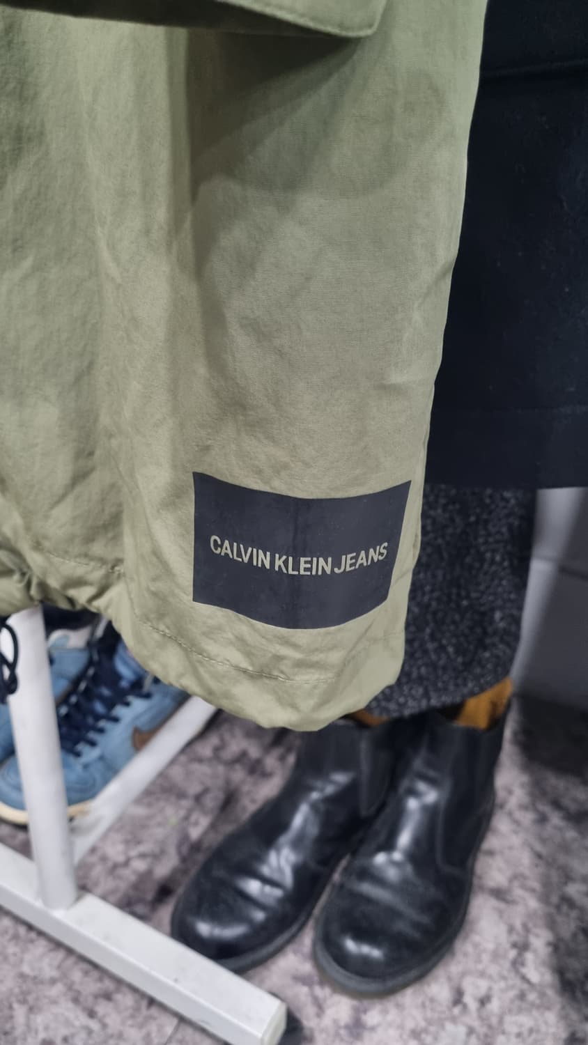 Calvin Klein jeans) 켈빈클라인 카키색 후드 야상 105 상품이미지2