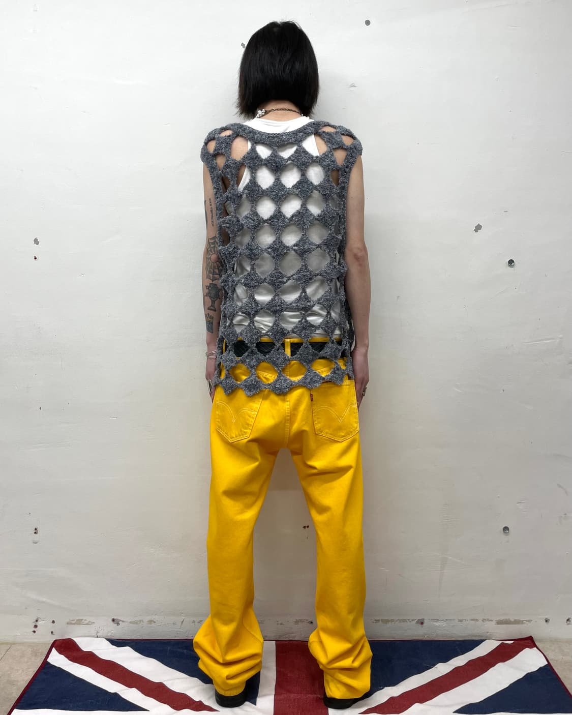 Grey Punching Diamond Fur Vest 상품이미지6