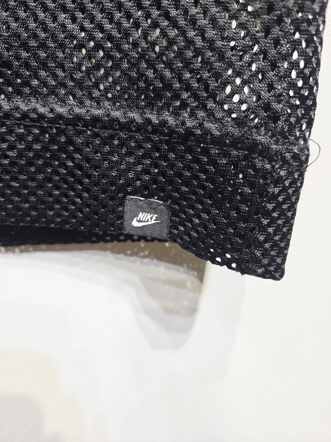 나이키 빅로고 메쉬 나시 블랙 상품이미지5