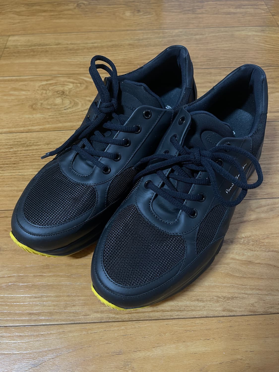 폴스미스 블랙 스니커즈 상품이미지1