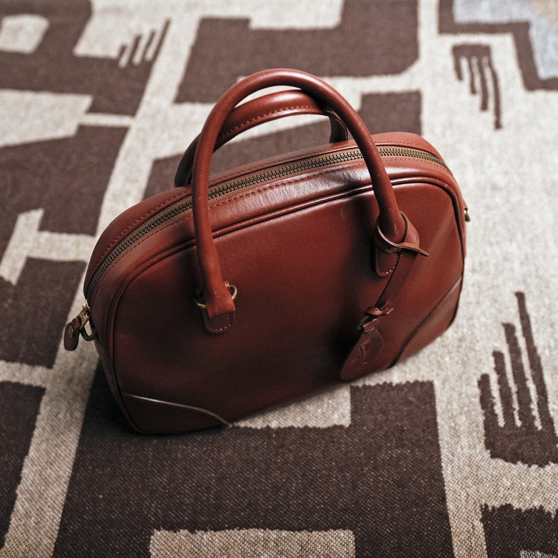 마가렛 호웰 올드라벨 레더 핸드백 상품이미지8