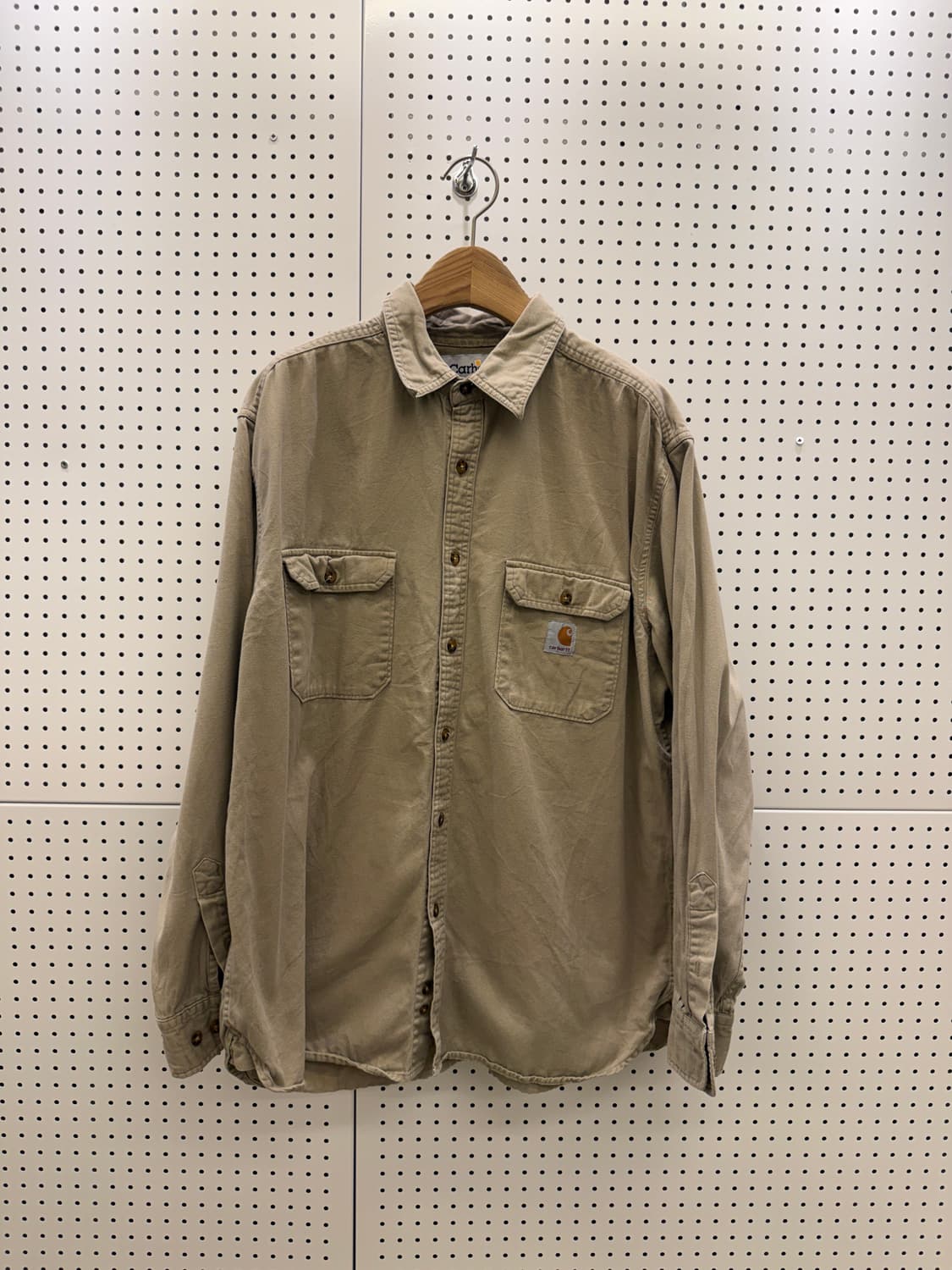 칼하트 빈티지 버튼다운 긴팔 셔츠 베이지 U1717 상품이미지2