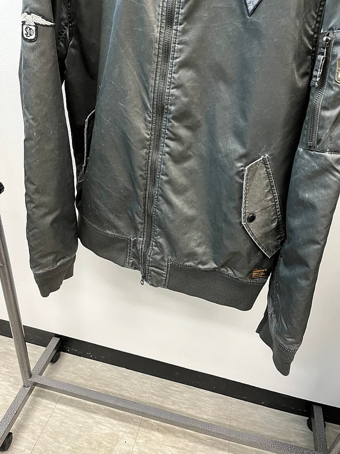 110) 슈퍼드라이 신형 패치 블루종  상품이미지4