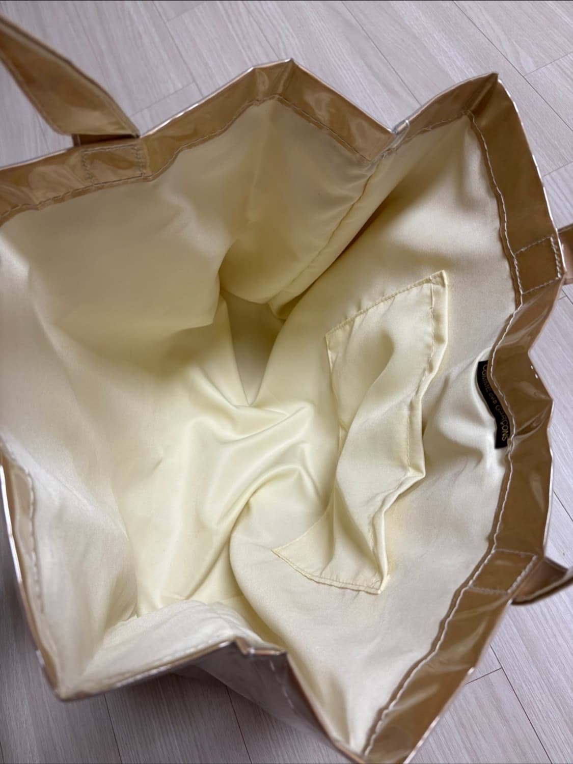 꼼데가르송 pvc 상품이미지3