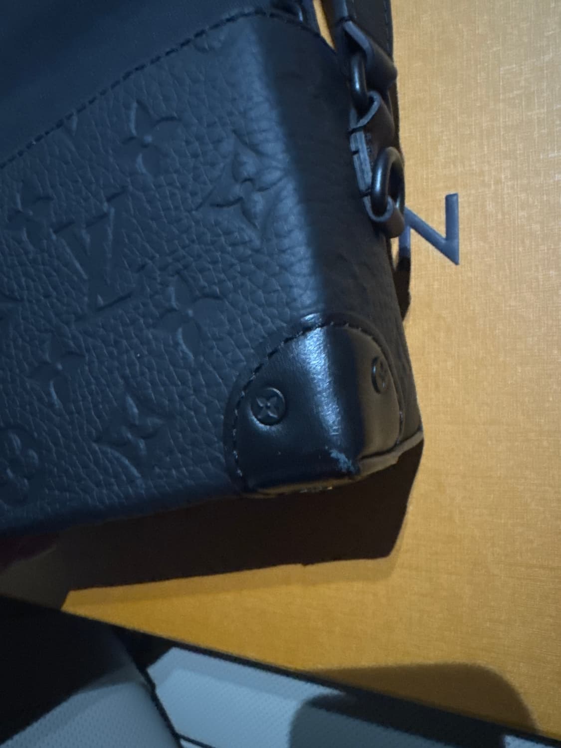 루이비통 스티머 웨어러블 월릿 토리옹 상품이미지3