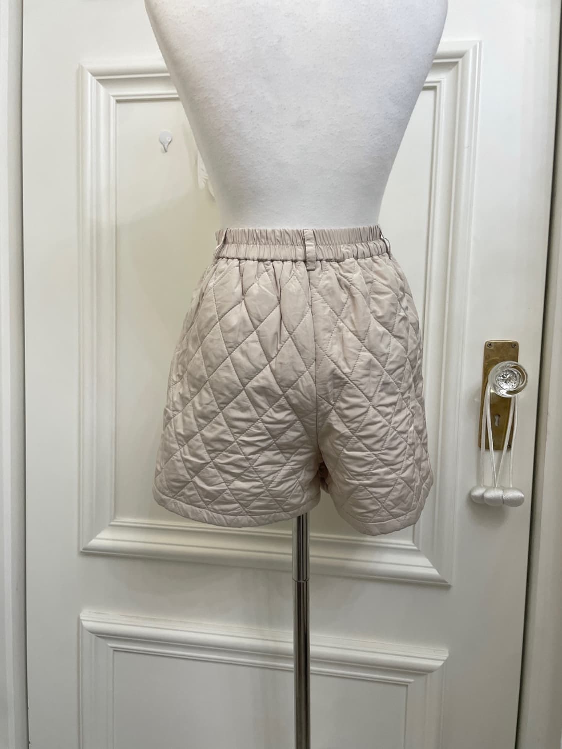 beige basic  padding short pants(size-L) 상품이미지4