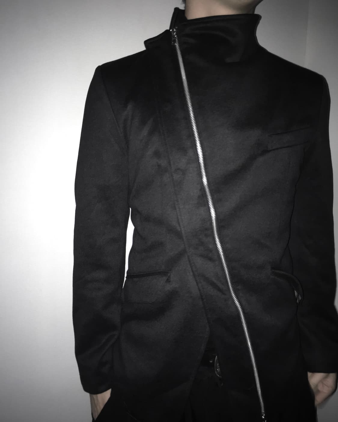 토네이도 마트 비대칭 스웨이드 자켓 상품이미지1