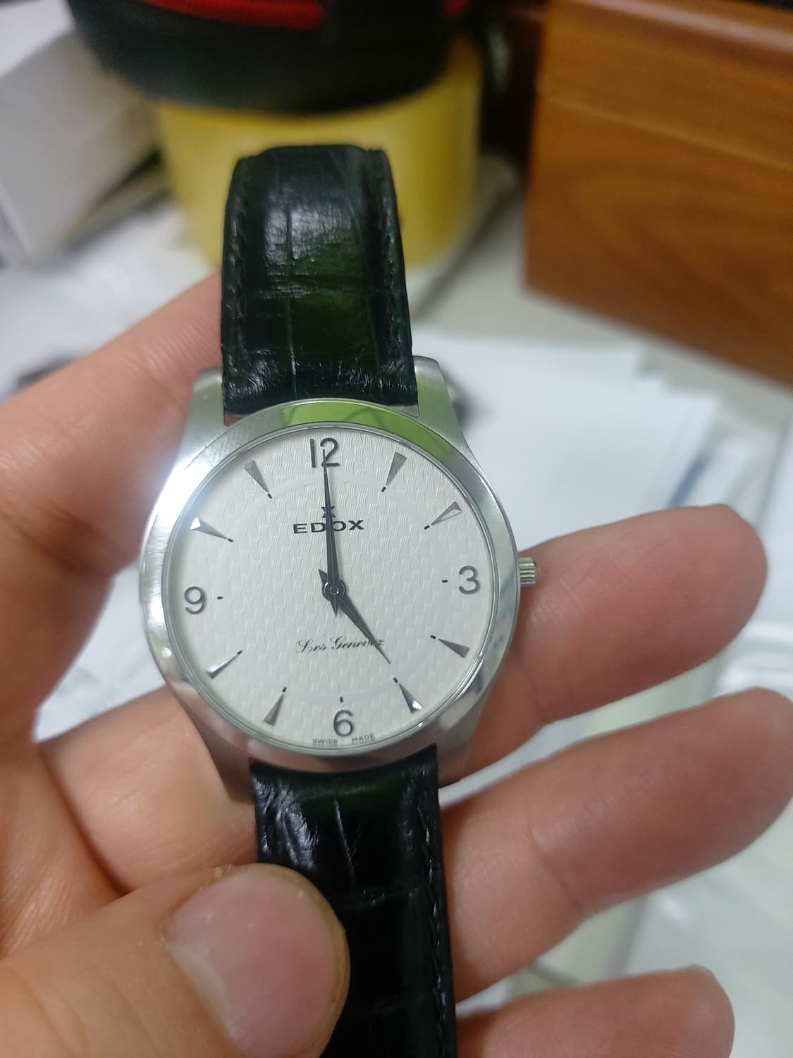 깔끔한 에독스 레 제네베 가죽 시계 상품이미지1
