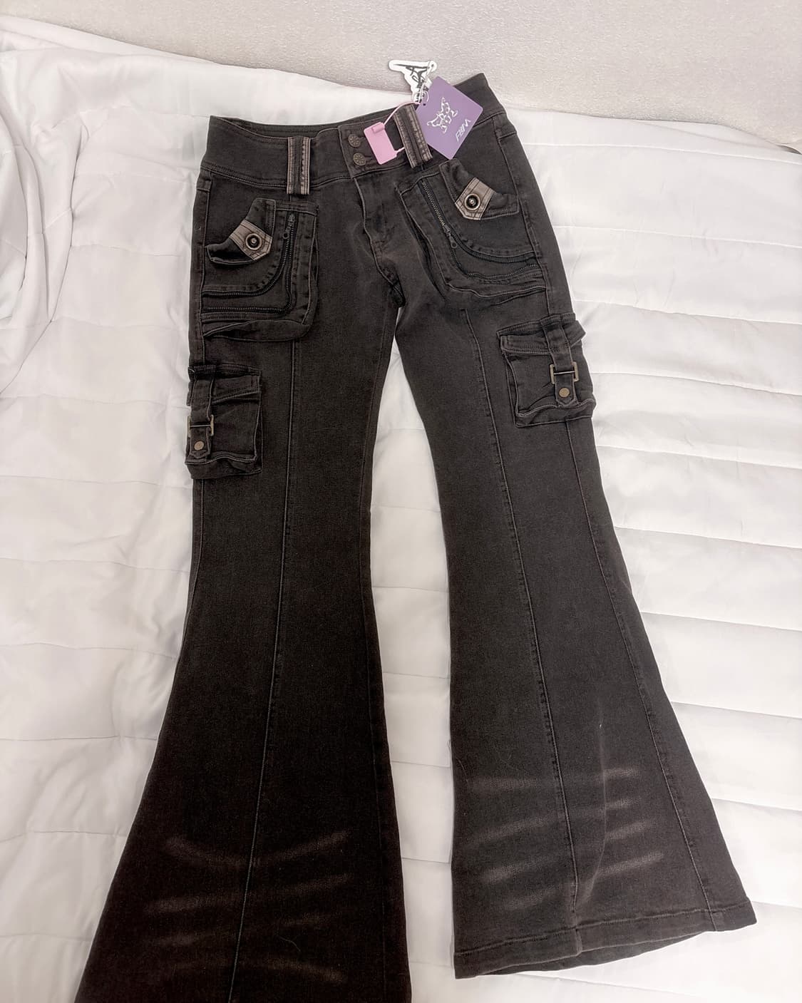 테스트메커니즘 flowers birds 카고 부츠컷 블랙 팬츠 젤리보드 상품이미지1