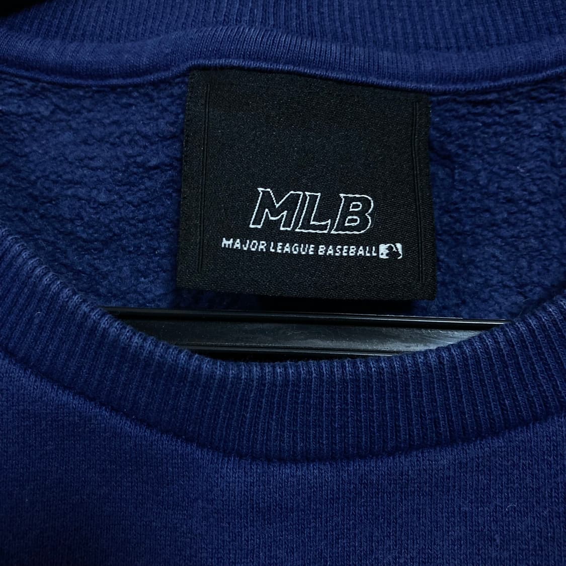 MLB LA다저스 스펠아웃 네이비 맨투맨 상품이미지2