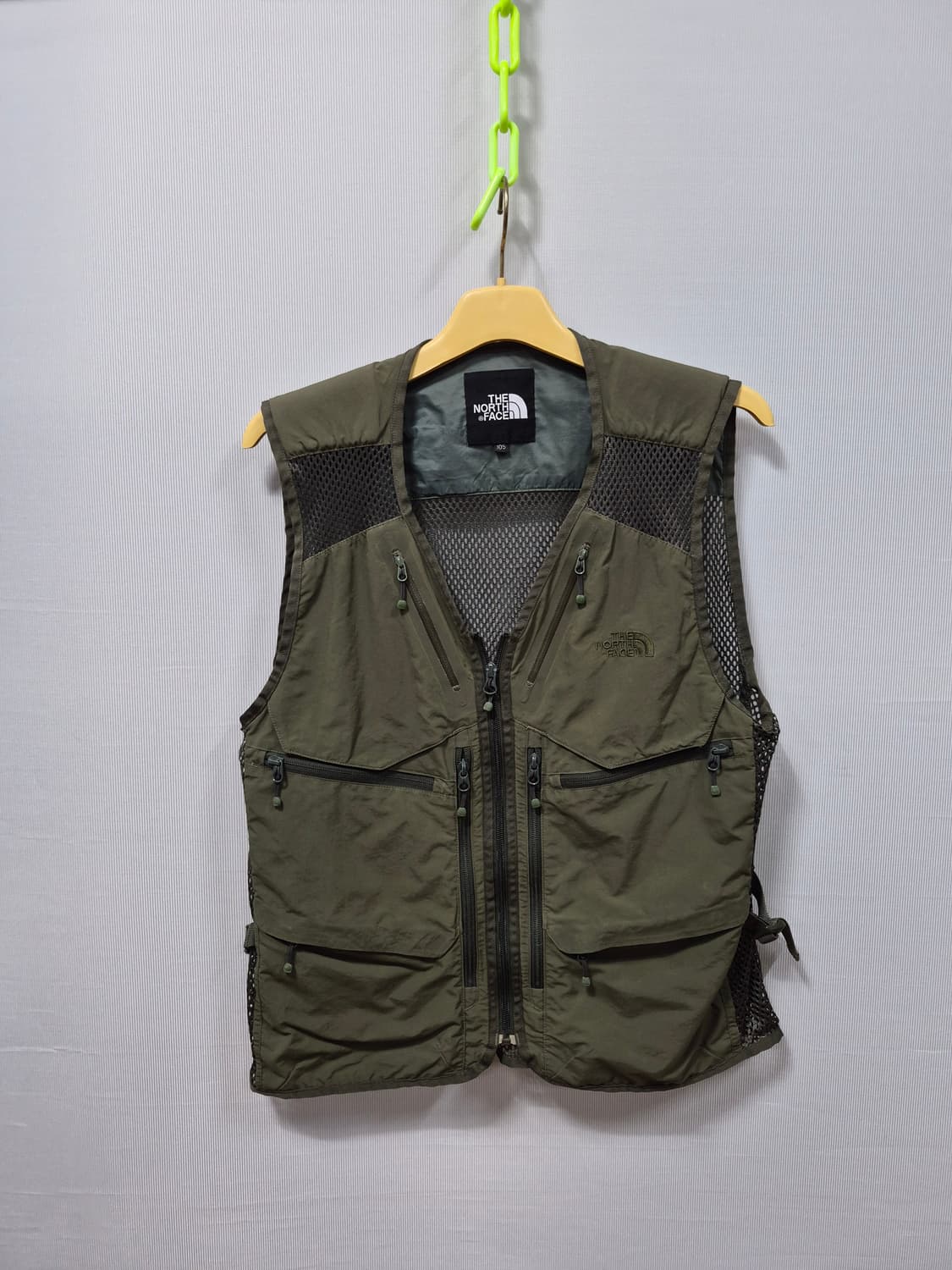 노스페이스 멀티 포켓 조끼 카키 남성105 상품이미지1