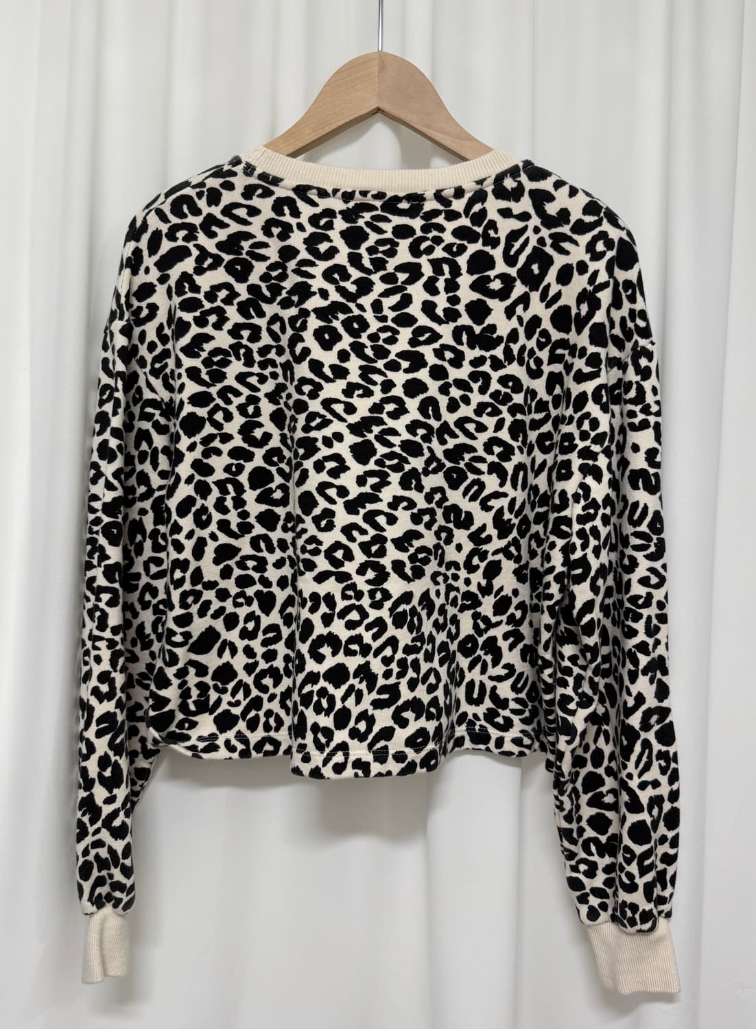 ZARA 자라 레오파드 맨투맨 상품이미지5