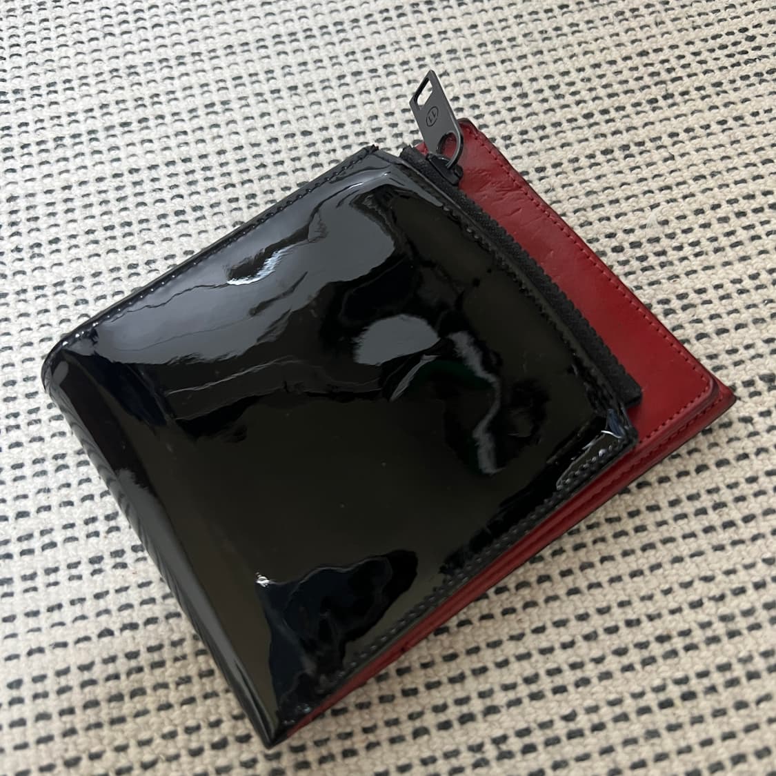 메종 마르지엘라 블랙 애나멜 반지갑 상품이미지2