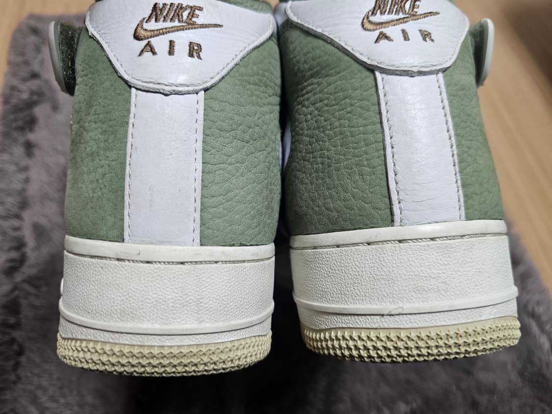 나이키 에어포스1 미드 270 상품이미지7