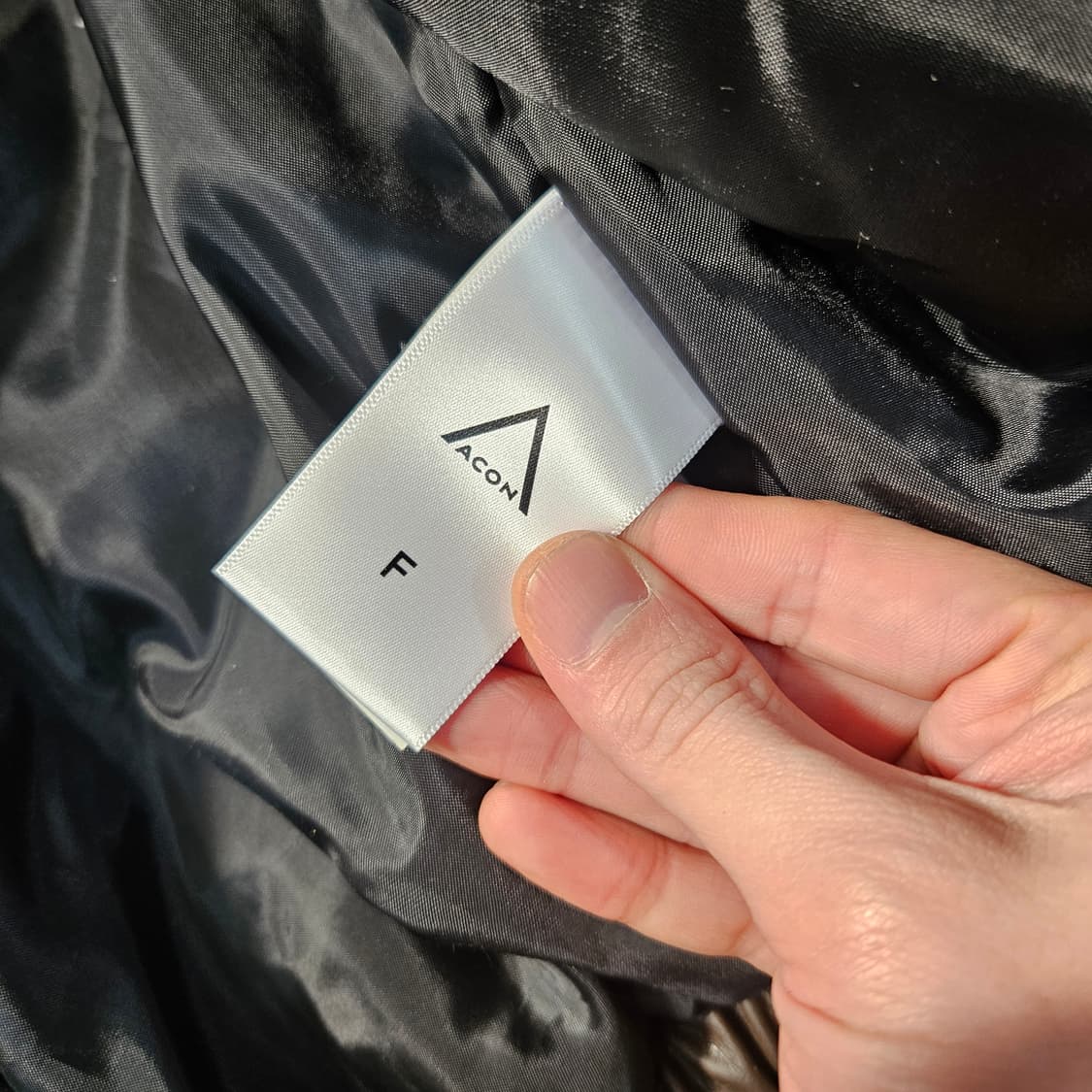 아콘(ACON) 브라운 비건 가죽 점퍼 상품이미지5