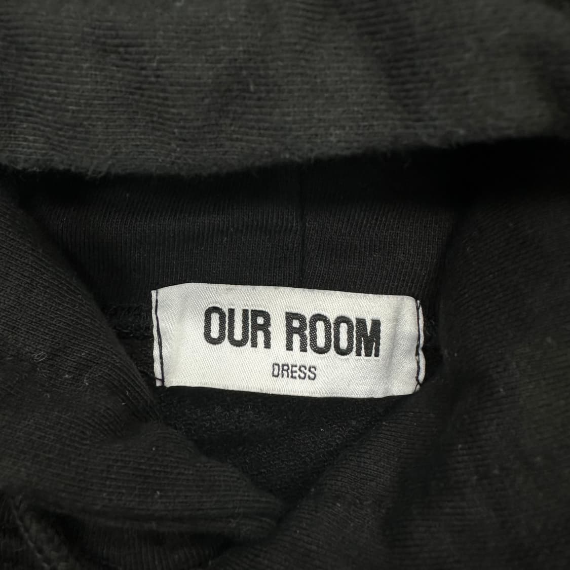 아워룸 ACDC 후드티 상품이미지4