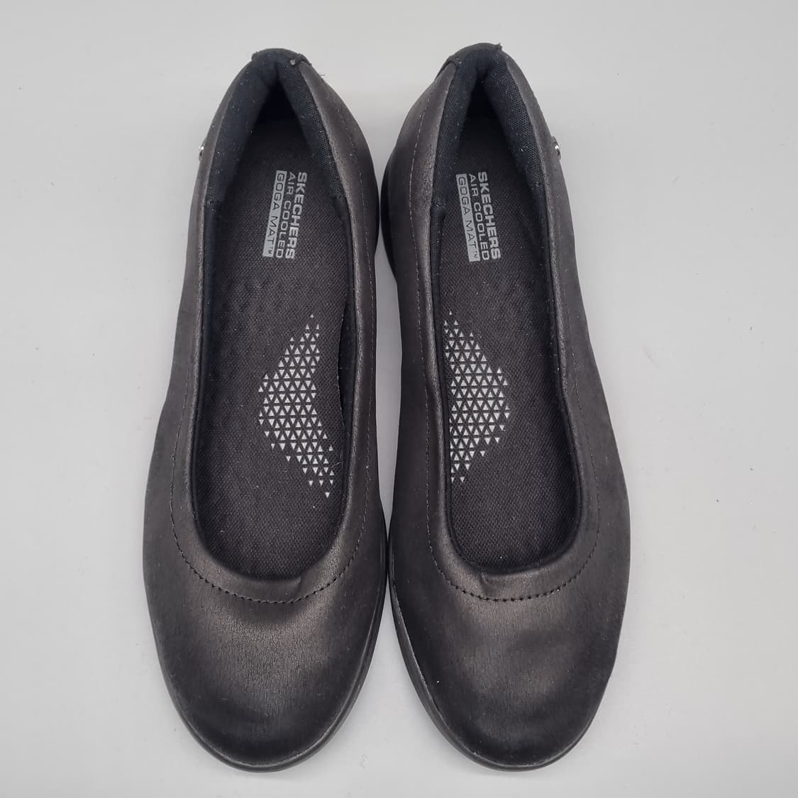 스케쳐스 울트라고 슬립온255 상품이미지2