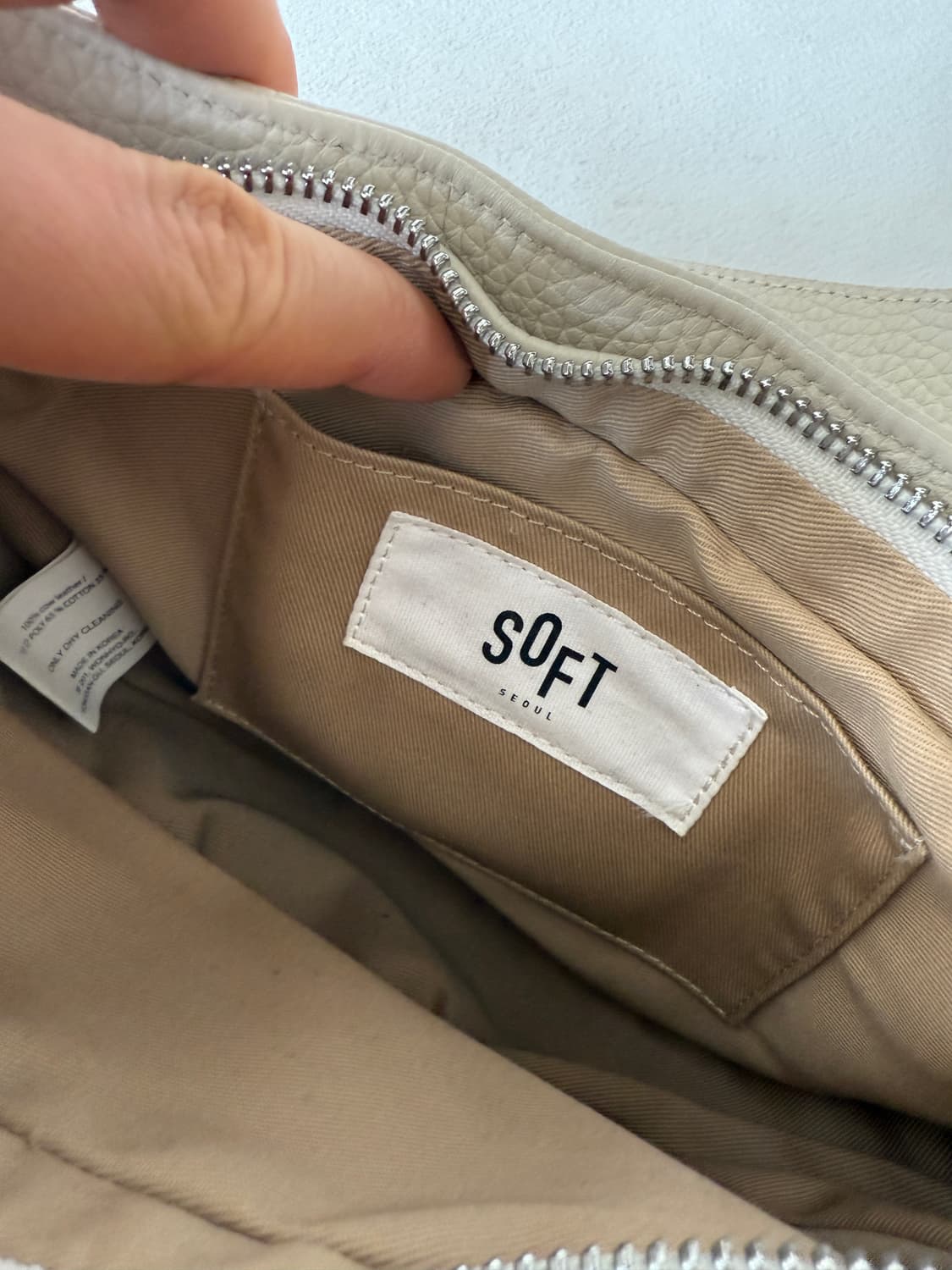 소프트서울(SOFT) 레더 크로스백 상품이미지7