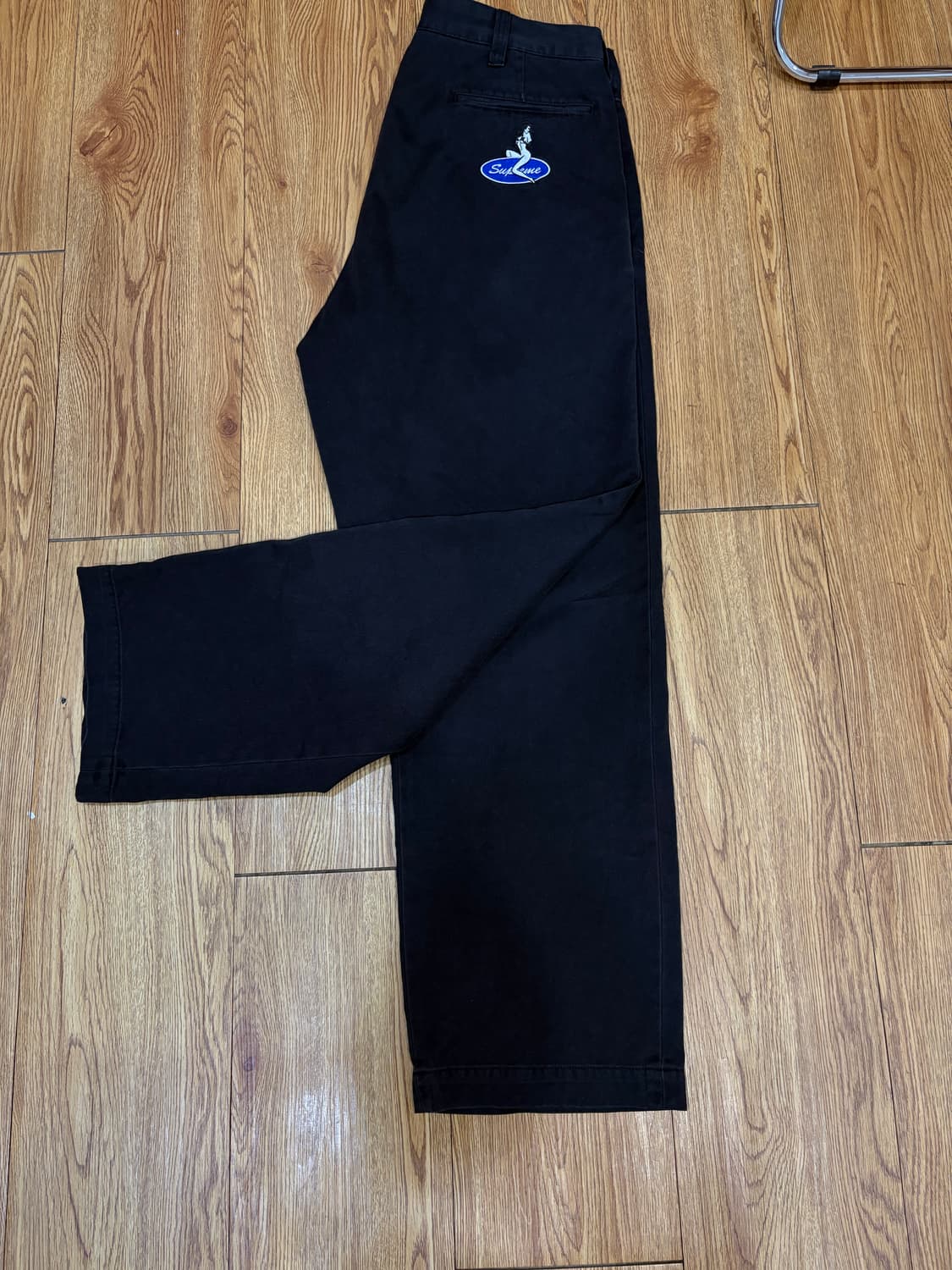 25fw 슈프림 핀업걸 치노팬츠 블랙 상품이미지3