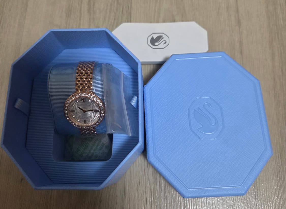 정가58만~새제품)스와로브스키 매트릭스 시계 정품 상품이미지8