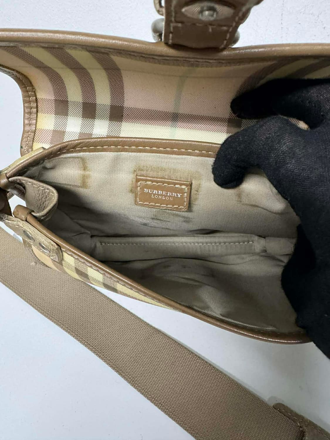 버버리 노바체크 미니 크로스백 숄더백 상품이미지8