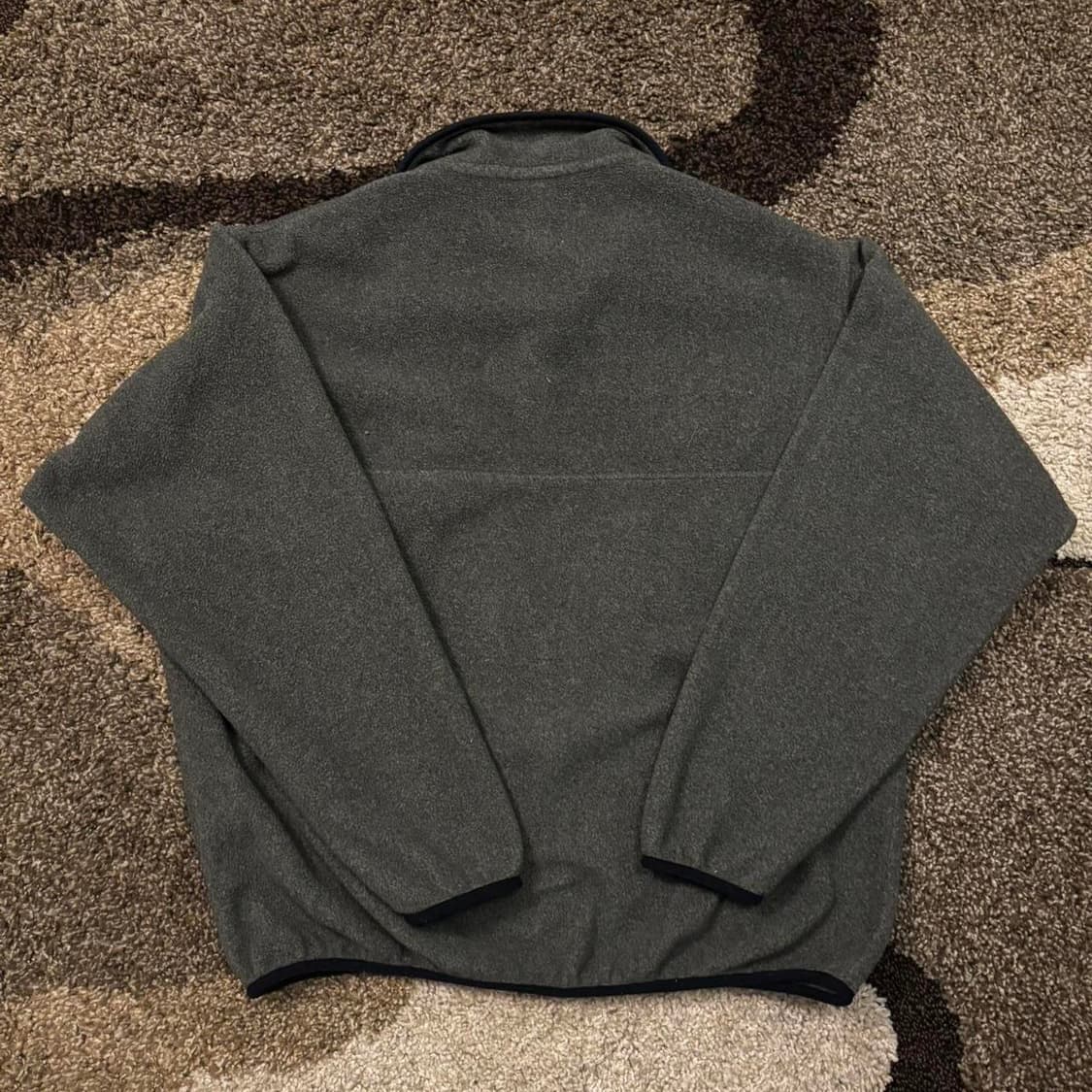 10s 파타고니아 커스텀 신칠라 스냅-T 그레이/네이비 상품이미지5