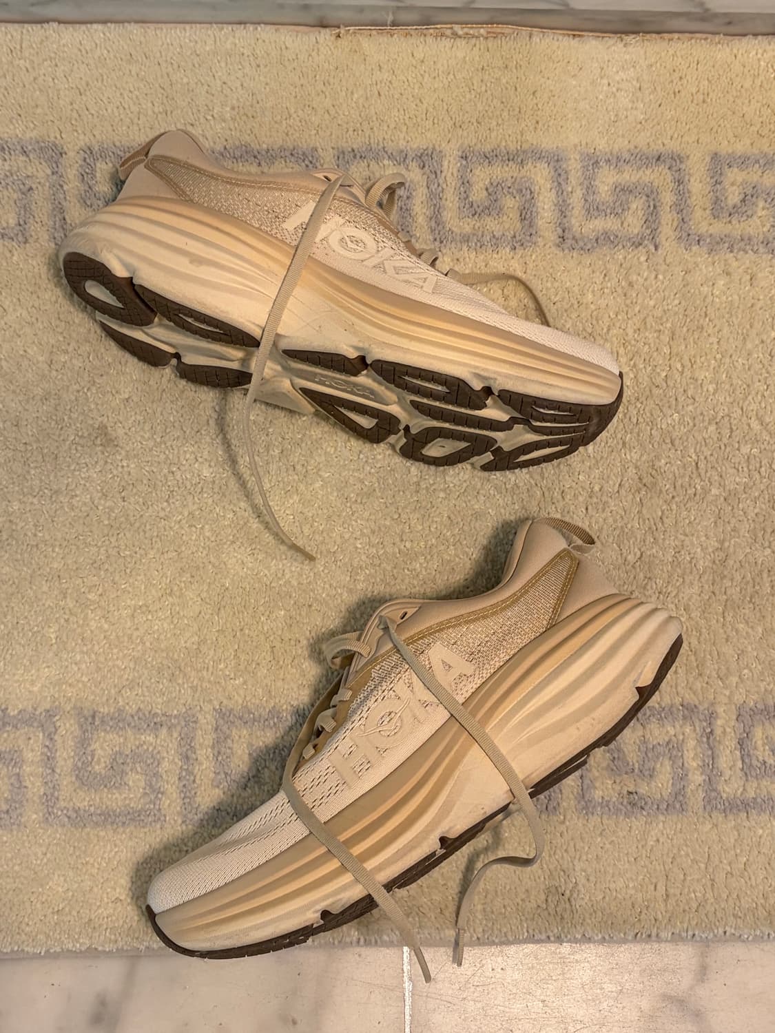 호카 본디8 베이지 270 상품이미지2